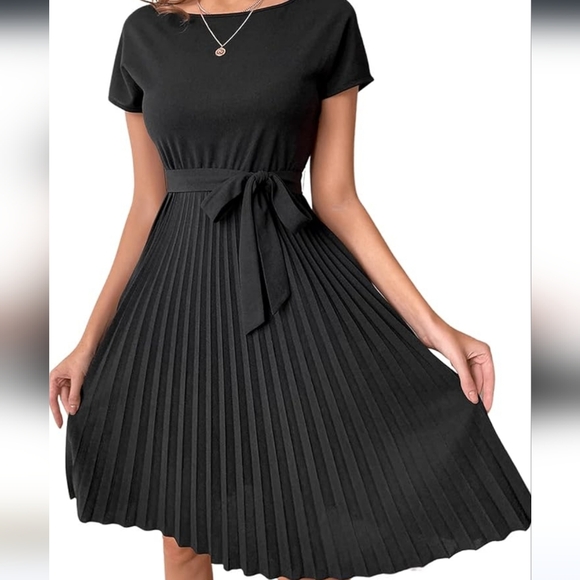 Black Pleated Dress - Picture 2 of 9